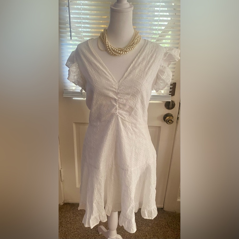 White Ruffle Sleeve Dress 🌺 - Picture 8 of 10